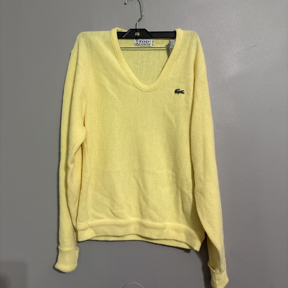 Vintage IZOD Lacoste Sweater Pullover Men Medium‎ Yellow V Neck Long Sleeve